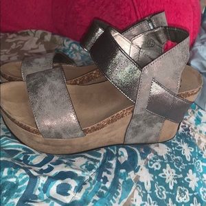 Pierre Dumas wedges 8 1/2